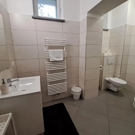 ホームステイ Dobranocka シクラルスカ・ポレンバ