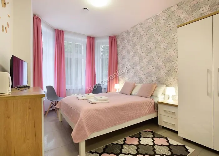 홈스테이 Dobranocka 스클라르스카포렘바